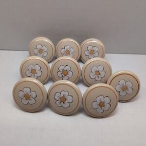 Lot Of 10 Porcelain Ceramic Daisy Cabinet Knobs Drawer Pulls Bisque Color 1.5”
